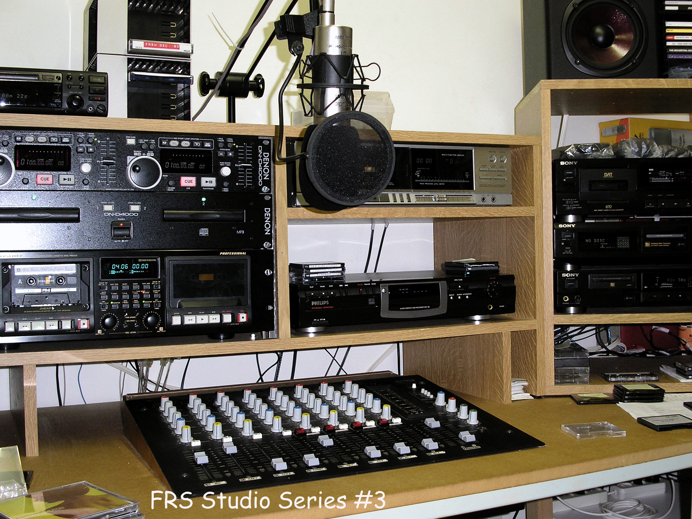 Front FRS Studio including Dateq mixer